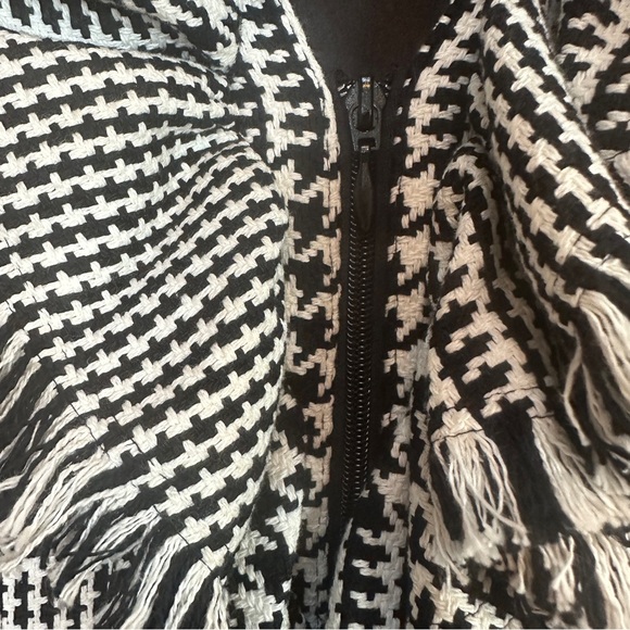Anne Fontaine Olivia Ruffle Houndstooth Black White Designer Jacket Women’s Sz 2 - Picture 6 of 6